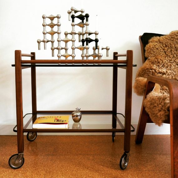 Pastoe Trolley / Serveerwagen / Bar Cart - teak & glas met zwarte (!) rand - sold