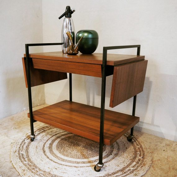 Serveerwagen - Bar cart - teak en zwart metaal, zware kwaliteit - opklapbare extra tafelbladen en lade die aan 2 kanten opengeschoven kan worden - sold