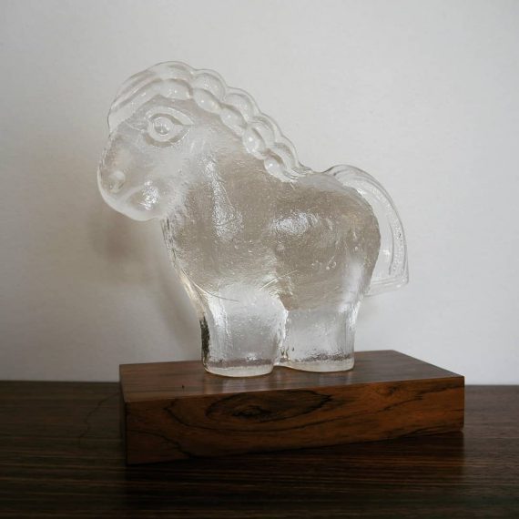 Zweeds design glas Paard op Palissander voetstuk - H20cm - Swedish glass Horse - sold