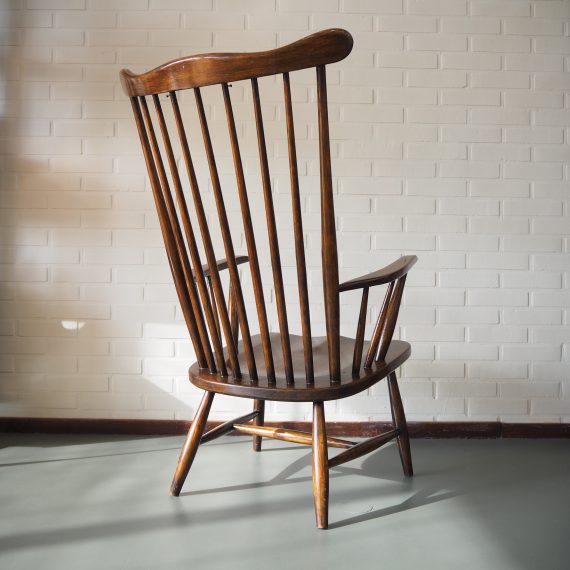 Grandessa Chair - Lena Larsson voor Nesto, Zweden - H97xB60cm Zithoogte38cm - Mooie en goede vintage staat, erg fijne zit - eventueel inclusief kussen - sold