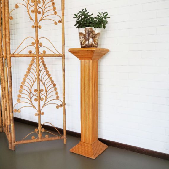 Vintage Rotan Zuil jaren 70 / 80 - 26x26x92cm - plantentafel - € 95