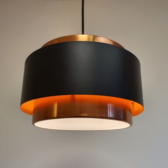 Hanglamp SATURN by Jo Hammerborg Fog & Morup jaren 60 - Ø30 H24cm - in zeer goede vintage staat, compleet en met nieuw stoffen snoer van 200cm - € 575