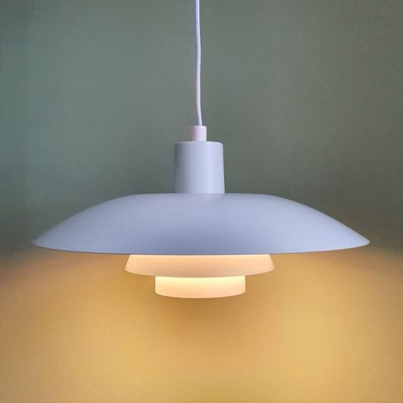 Vintage PH 4/3 Hanglamp, Poul Henningsen voor Louis Poulsen - Ø40cm off white, geen oranje onderplaatje - in goede vintage staat, 1 minuscuul bijgestipt deukje alleen zichtbaar aan de binnenkant - €330