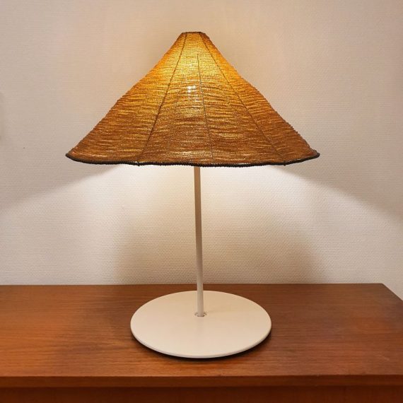 Zeldzame Vintage SARASAR Tafellamp by Renato Toso & Roberto Pamio voor Leucos, Italy jaren '80 - H55xØ45cm - witte metalen voet en kap van geregen 'gouden' kralen - in zeer goede prachtige staat, zeer sfeervol licht - € 490