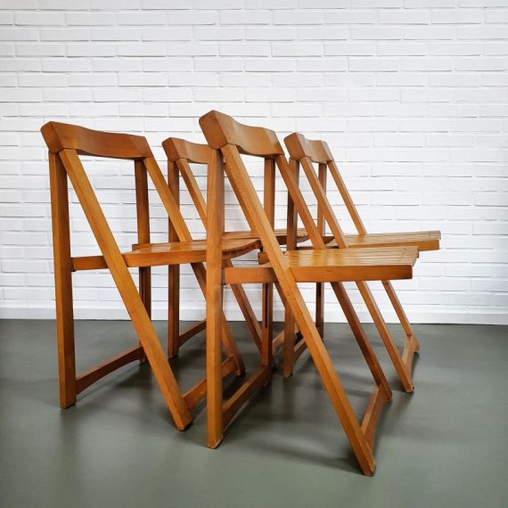 4 stuks Klapstoel / Folding Chair Aldo Jacober for Alberto Bazzani, Italy 1960 - H75xB46xD48cm Zithoogte 44cm - in goede staat - Setprijs € 560