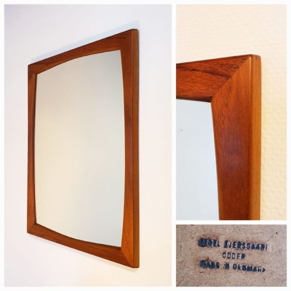 Teak Vintage spiegel Aksel Kjersgaard, Deens design - 58x43cm - Danish design Mirror - € 495