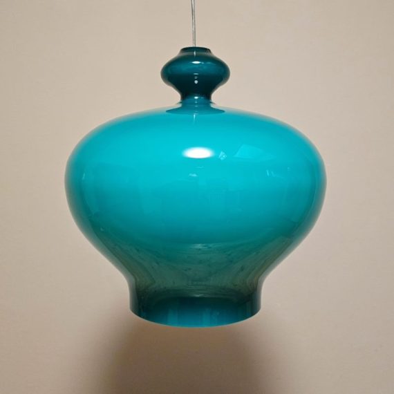 Aqua blauwe opaline glazen Hanglamp van Hans Agne Jakobsson, model 5173 Zweden jaren 60/70 - Ø25cm H27cm - in zeer goede staat € 520