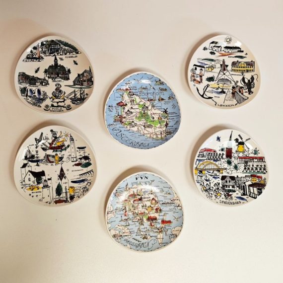 Inger Waage Bordjes Denemarken 18x18cm - € 35 per stuk
